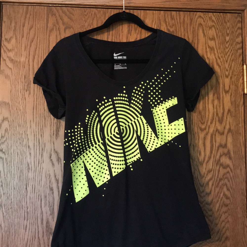 Nike Med T-shirt